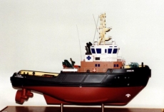 GFK Rumpf Assistenz-Schlepper FENJA u.a. - 1:50  66 cm